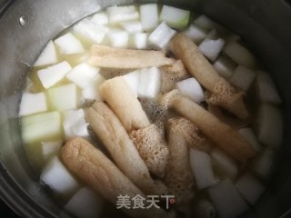 冬瓜竹荪炖牛棒骨的做法步骤：9