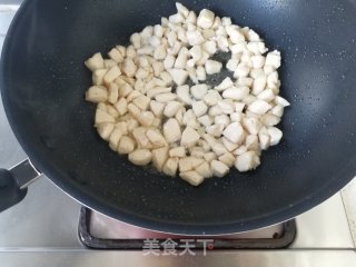 佛手瓜炒鸡丁的做法步骤：6