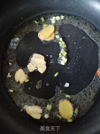 金汤虾仁豆腐的做法步骤：7