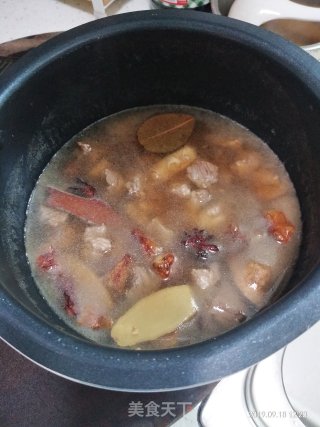 牛腩萝卜煲（电饭煲版）的做法步骤：6