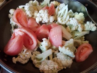 腊肉番茄炒菜花的做法步骤：7