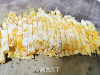三丝炒米粉的做法步骤：3