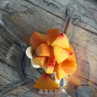 香蕉黄桃风味乳的做法步骤：6