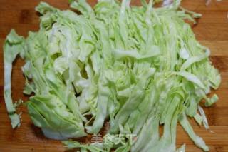 包菜粉丝 孩子的最爱的做法步骤：2