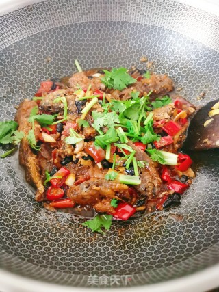 豆豉焖小黄花鱼的做法步骤：9