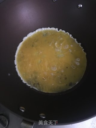 韭菜鸡蛋饼的做法步骤：3