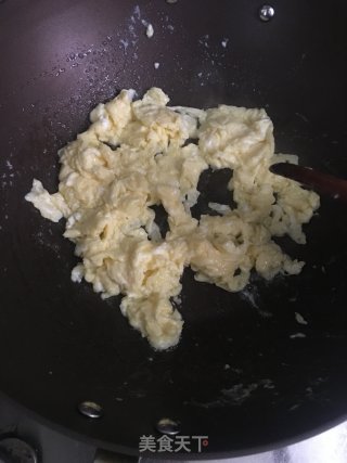 韭菜鸡蛋饼的做法步骤：4