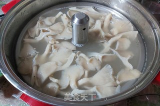 虾滑菠菜汤的做法步骤：6