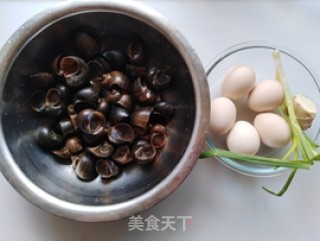 螺肉炒鸡蛋的做法步骤：1