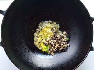 螺肉炒鸡蛋的做法步骤：6