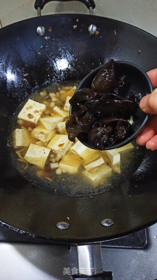 肉沫烧豆腐的做法步骤：8