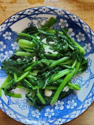 烫菠菜的做法步骤：6
