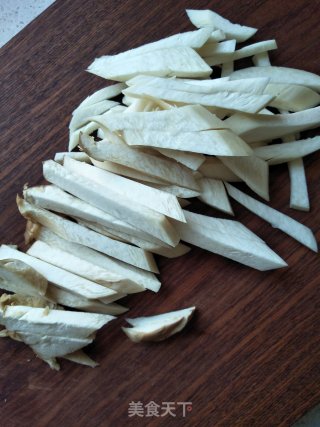 杏鲍菇炒菜心的做法步骤：6