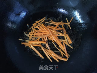 鱼香肉丝的做法步骤：5