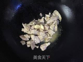 青椒土豆炒肉片的做法步骤：4