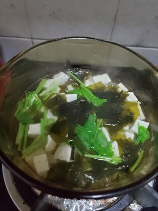 海带豆腐汤的做法步骤：6