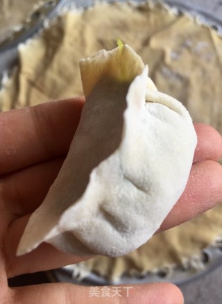 牛肉香芹饺的做法步骤：9