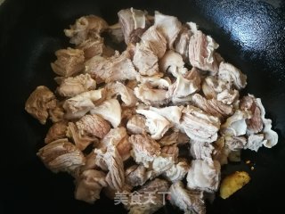 红焖牛肉的做法步骤：9