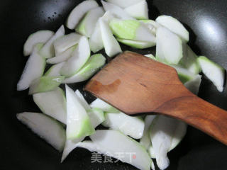 蟹肉棒夜开花煮粉丝的做法步骤：5