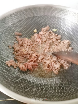 山药炒牛肉的做法步骤：6