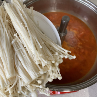 番茄金针菇肥牛卷的做法步骤：7