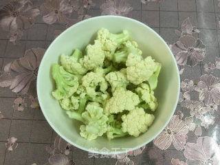 干锅花菜的做法步骤：1