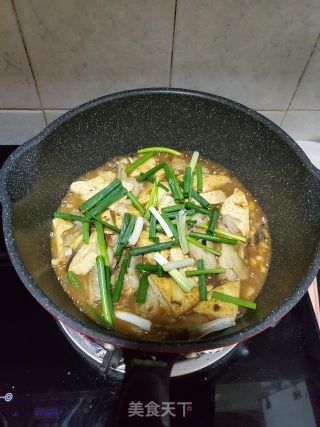 豆腐鱼炖豆腐的做法步骤：9