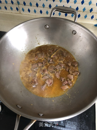牛肉焖杏鲍菇的做法步骤：5