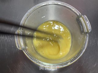 蒸秋葵鸡蛋羹的做法步骤：2