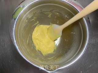 6寸原味HELLO KITTTY戚风蛋糕的做法步骤：7