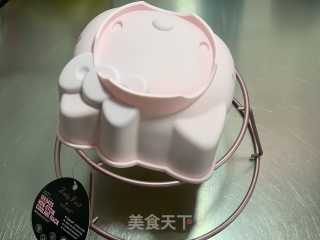 6寸原味HELLO KITTTY戚风蛋糕的做法步骤：21