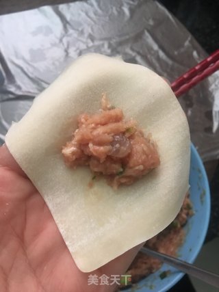 鲜虾肉馅云吞的做法步骤：7