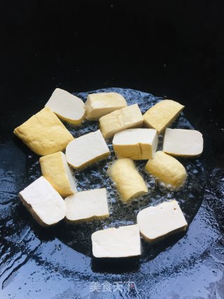 瘦肉炒咸豆干蒜苗的做法步骤：5