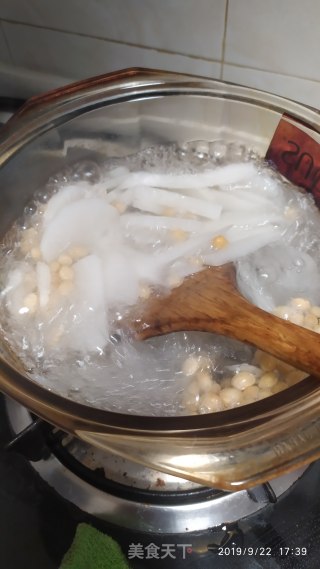 鸡胸肉炒萝卜的做法步骤：2