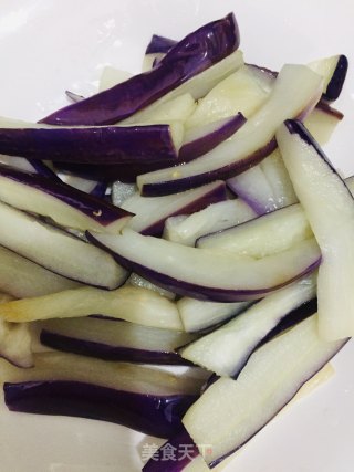 茄子炒豆角的做法步骤：5