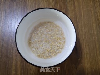红薯燕麦米粥的做法步骤：2