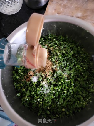 三鲜水饺的做法步骤：5