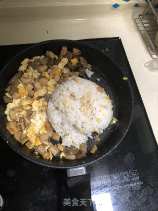 牛肉杏鲍菇玉米粒翻炒蛋的做法步骤：3