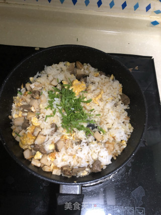 牛肉杏鲍菇玉米粒翻炒蛋的做法步骤：4