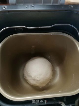 奶香浓郁的餐包 【简单易做】的做法步骤：2