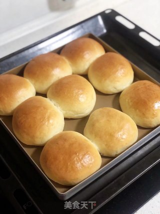 奶香浓郁的餐包 【简单易做】的做法步骤：9