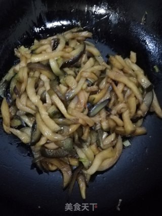 好吃不油腻的清炒茄子的做法步骤：4