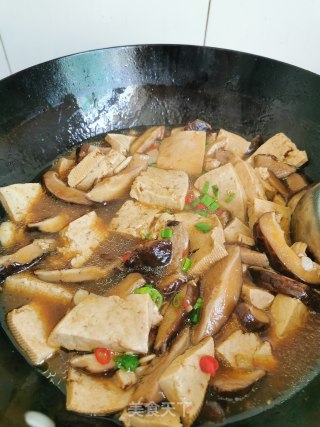 香菇烧豆腐的做法步骤：6