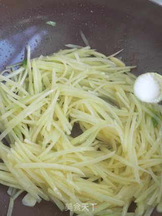 酸辣土豆丝的做法步骤：5