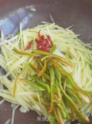酸辣土豆丝的做法步骤：6