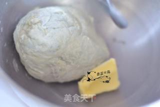 芋泥血糯米软欧的做法步骤：4