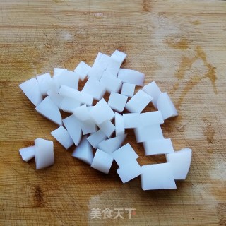 炒凉粉的做法步骤：1