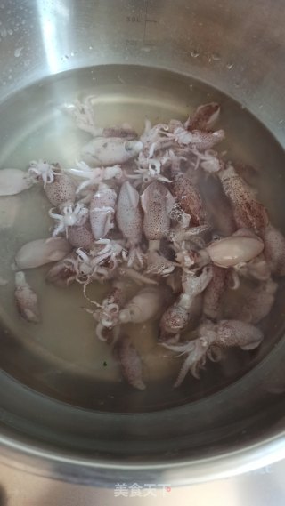 海兔子木耳盖浇饭的做法步骤：2