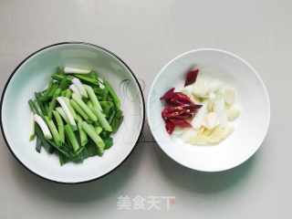 五花肉焖腐竹的做法步骤：5