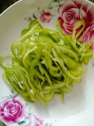 青椒土豆丝的做法步骤：3